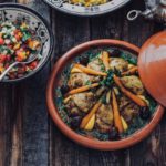 Contact Les délices de Hanane - Un tajine au poulet, olives et citron confits des délices de hanane